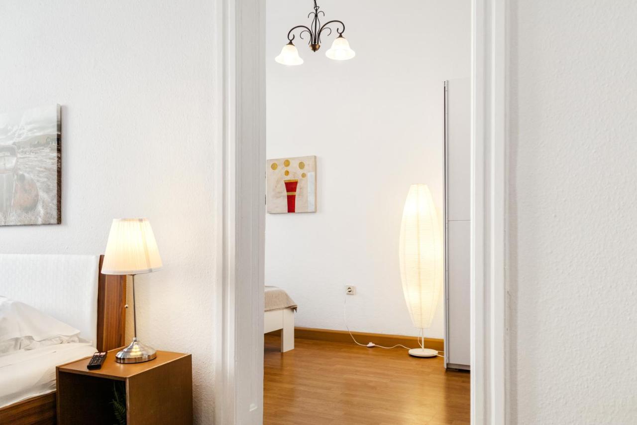 Beautiful 2Br Aptartment 12 Minutes To Downtown Viena Exterior foto