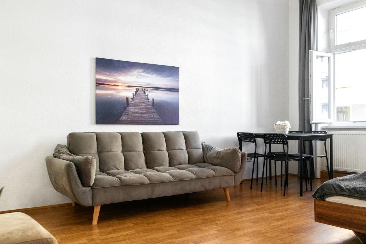 Beautiful 2Br Aptartment 12 Minutes To Downtown Viena Exterior foto